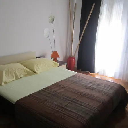 Alena Apartament Trogir