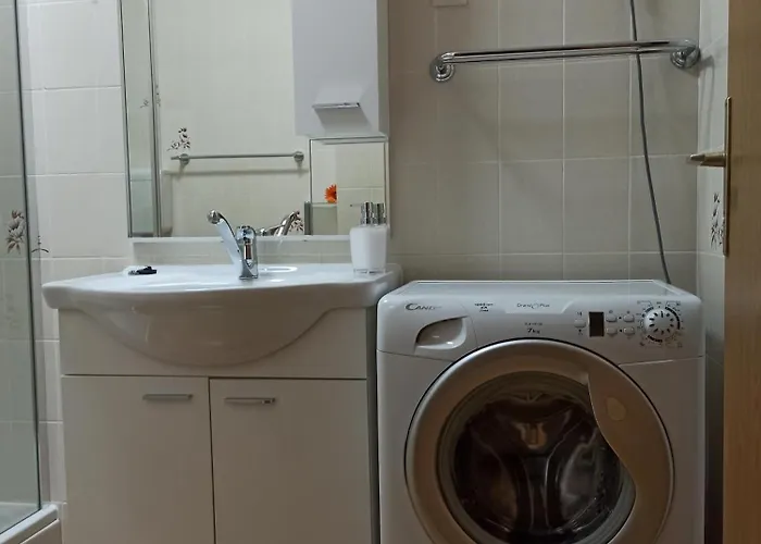 Alena * تروغير