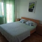 Διαμέρισμα Alena