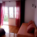 Alena * Τρογκίρ